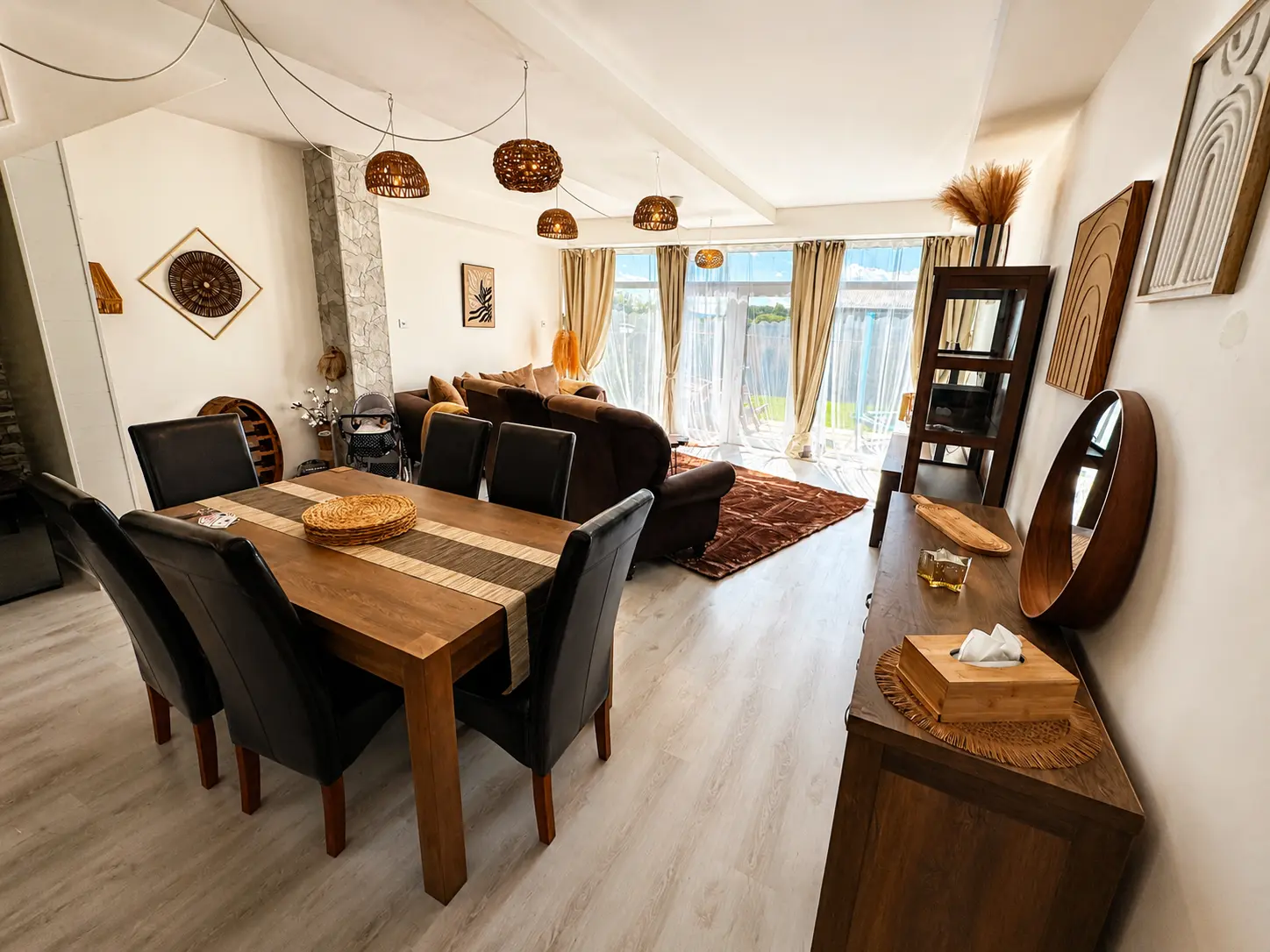 Chalet Svišť — Jedálenský stôl pre šesť osôb